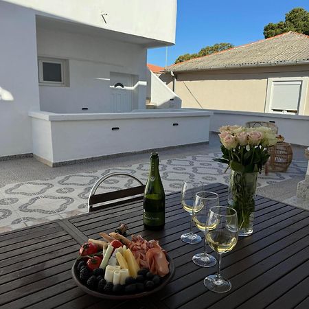 Pag Vero Apartments Паг Экстерьер фото