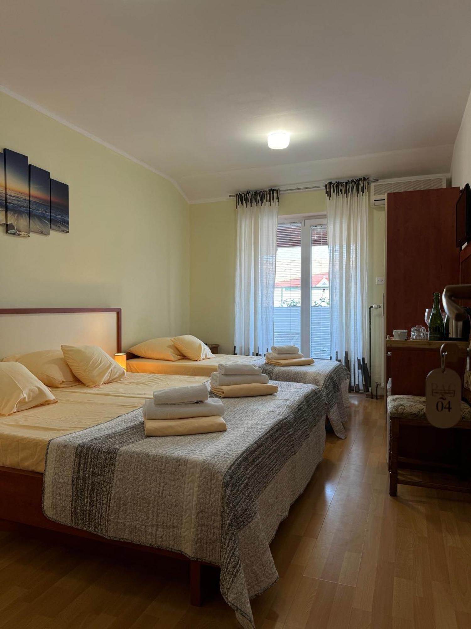 Pag Vero Apartments Паг Экстерьер фото
