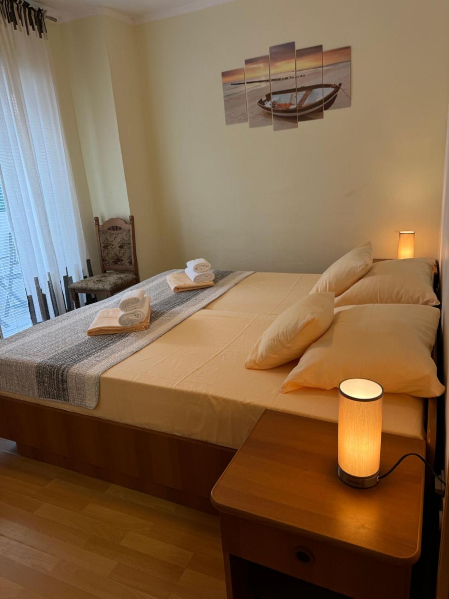 Pag Vero Apartments Паг Экстерьер фото