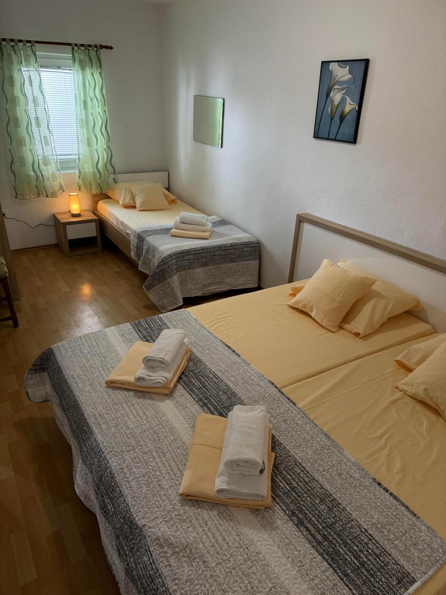 Pag Vero Apartments Паг Экстерьер фото